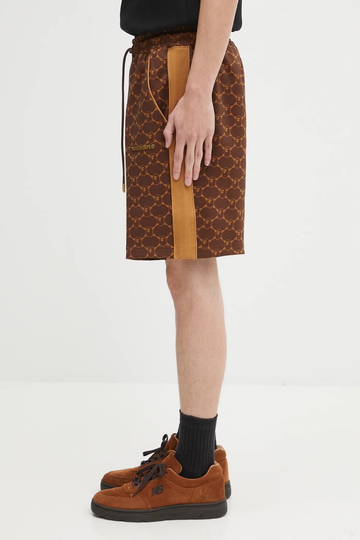 Шорти A Bathing Ape College Monogram 1L30153320 коричневий SS26
