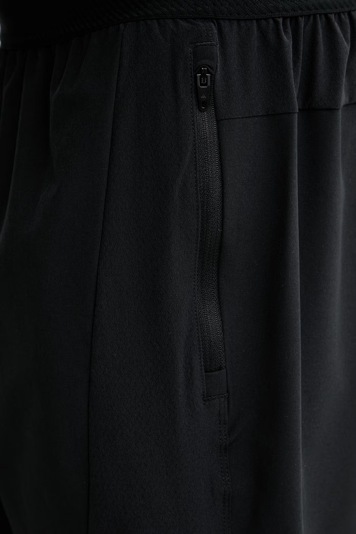 Σορτς προπόνησης adidas Performance PrimeLift μαύρο JZ6242
