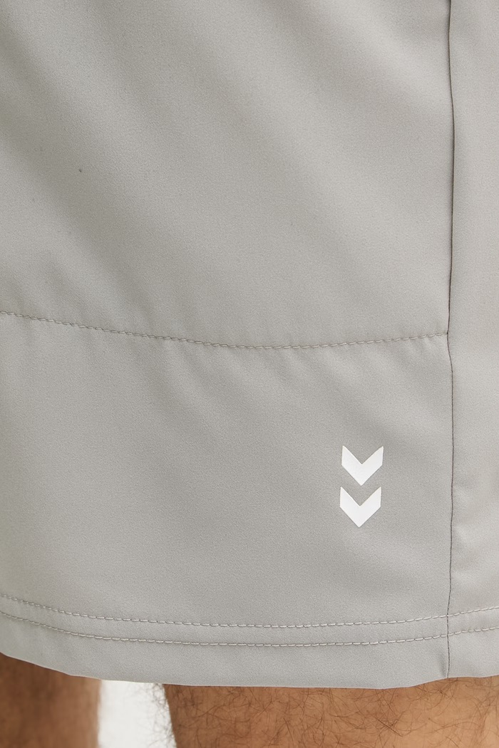 Hummel športové šortky pánske béžová 229884