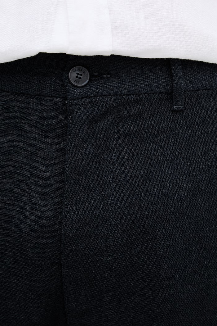 Trussardi pantaloni scurți chinos pentru bărbați, din in bleumarin P025M000117N