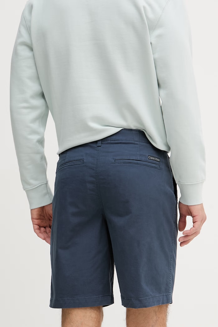 Îmbrăcăminte Calvin Klein Jeans pantaloni scurți chinos bărbătești din bumbac cu elastan LV04RF617G bleumarin