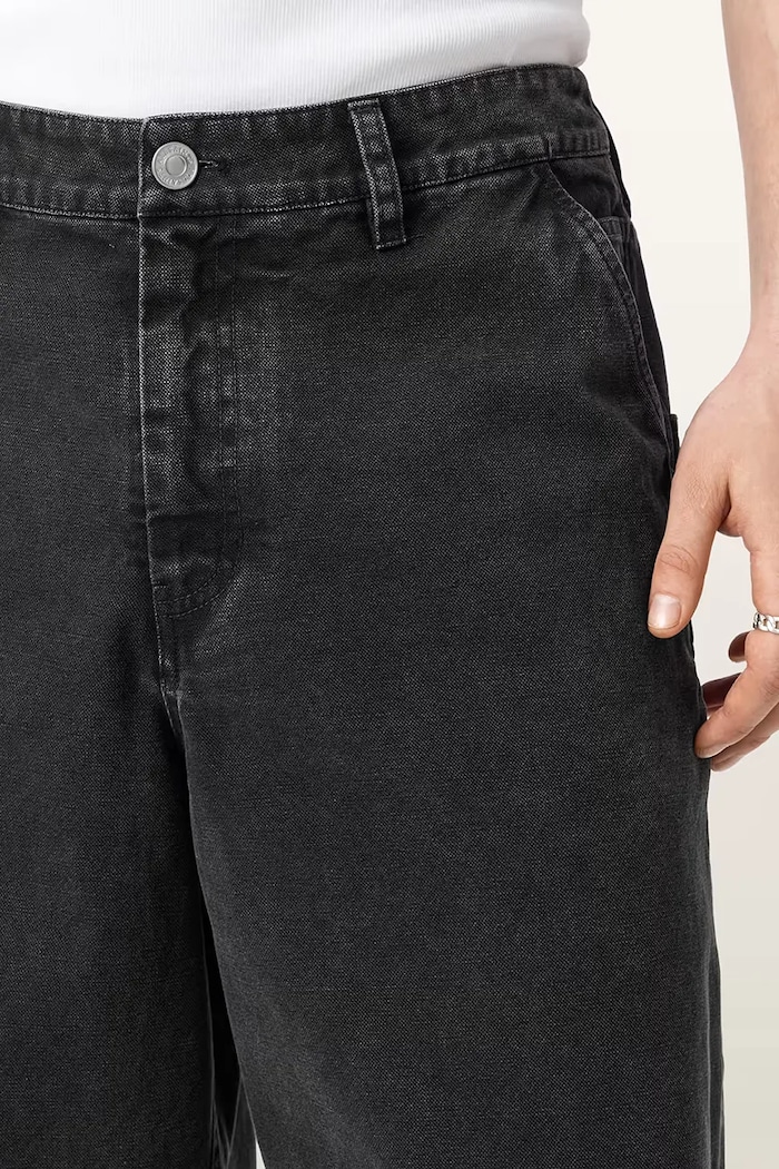 AllSaints шорты cargo для мужчин из хлопка JACKSON чёрный M024TE