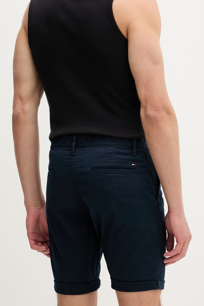 Odzież Tommy Jeans szorty męskie bawełniane z elastanem DM0DM22852 granatowy