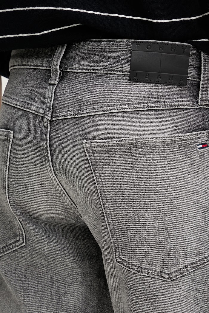 Tommy Jeans szorty męskie bawełniane z elastanem szary DM0DM22975