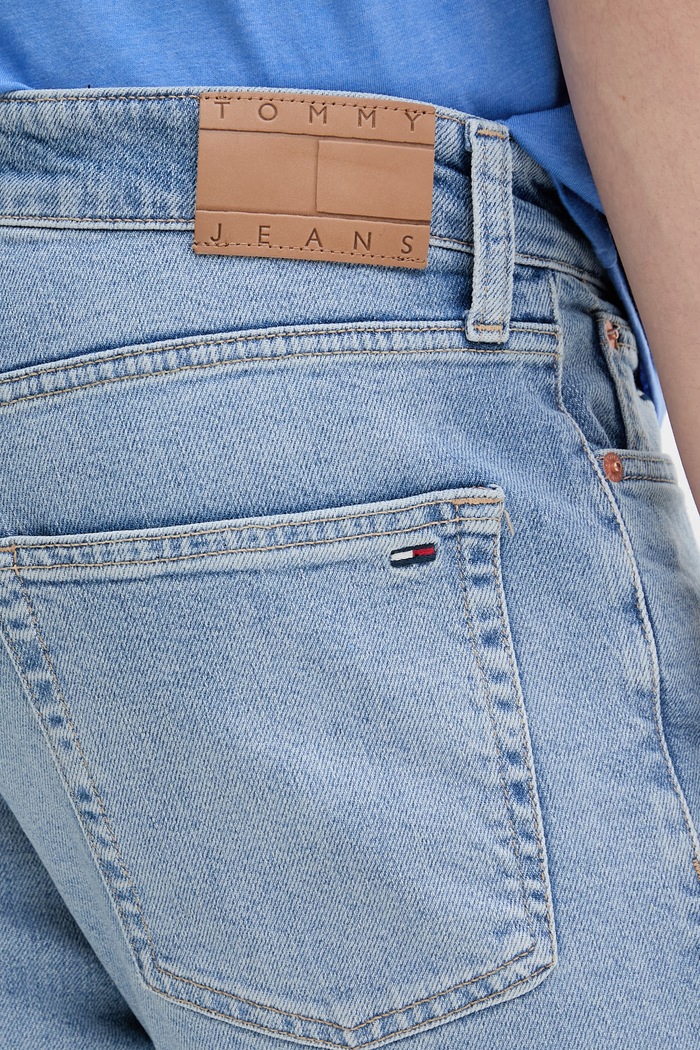 Tommy Jeans pantaloni scurți pentru bărbați, din denim albastru DM0DM22981