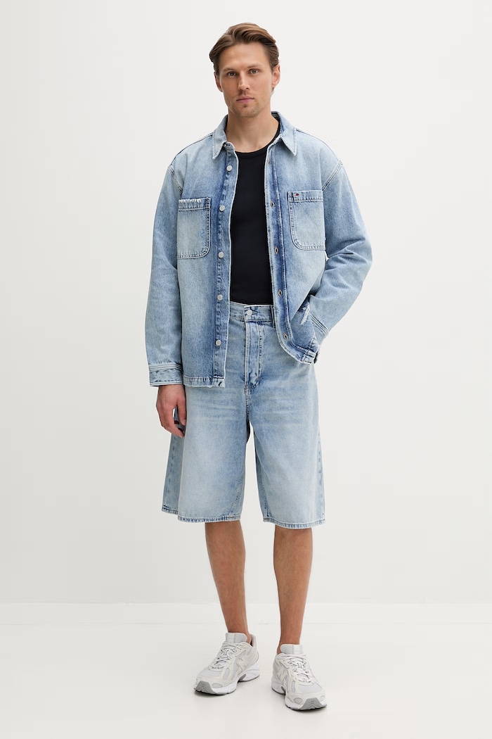 Tommy Jeans šortky pánske rifľové DM0DM23007 modrá SS26