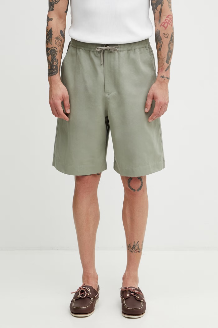 Maison Kitsuné bermudy z bawełną męskie zielony QM01404WW9107