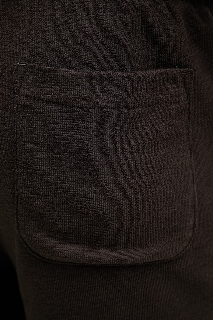 Lacoste teplákové šortky pánske bavlnené hnedá GH1973