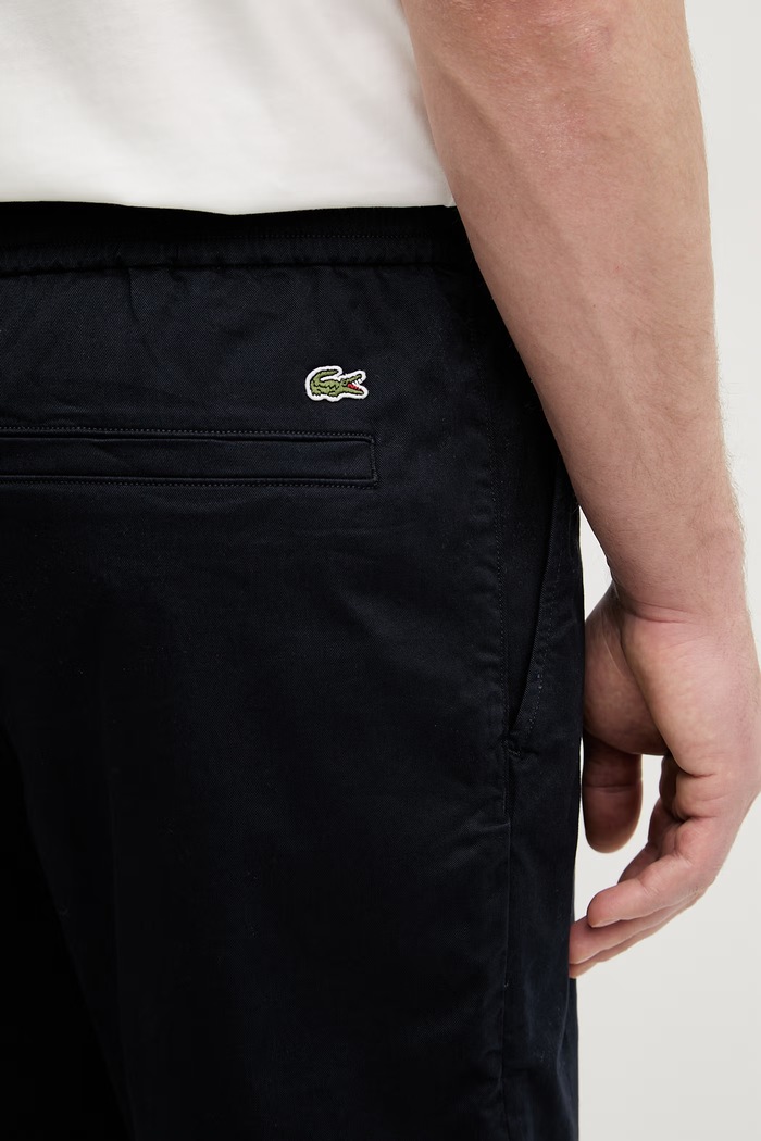 Lacoste šortky pánske bavlnené s elastanom tmavomodrá GH2324