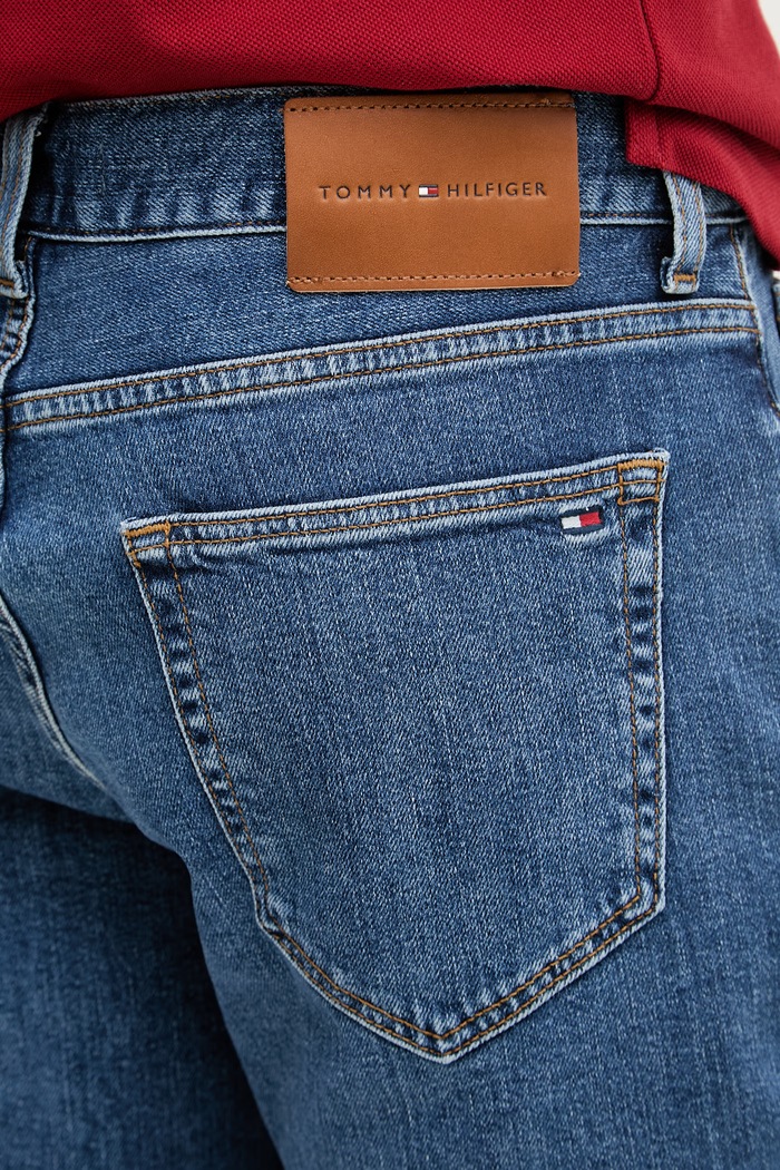 Tommy Hilfiger šortky pánske rifľové modrá MW0MW42558