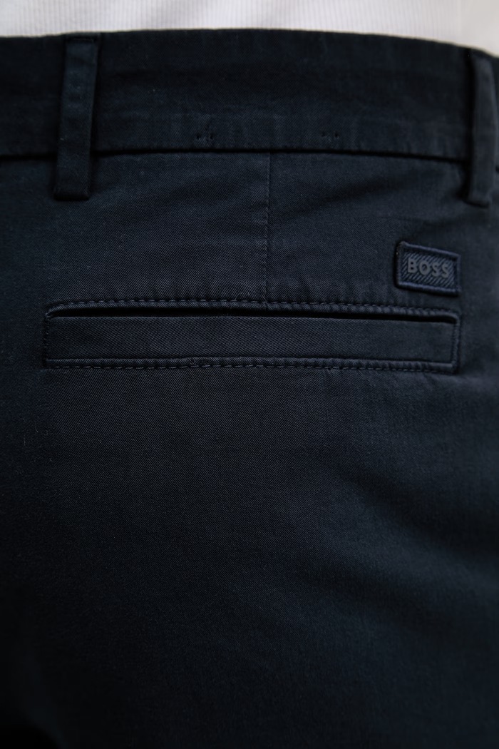 BOSS pantaloni scurți Kane1 bleumarin 50555235