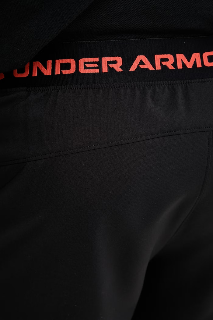 Under Armour pantaloni scurți sport bărbați Vanish Woven negru 6009865