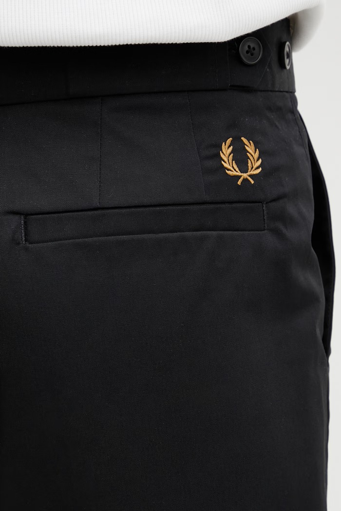 Fred Perry pantaloni scurți din bumbac pentru bărbați negru S2301