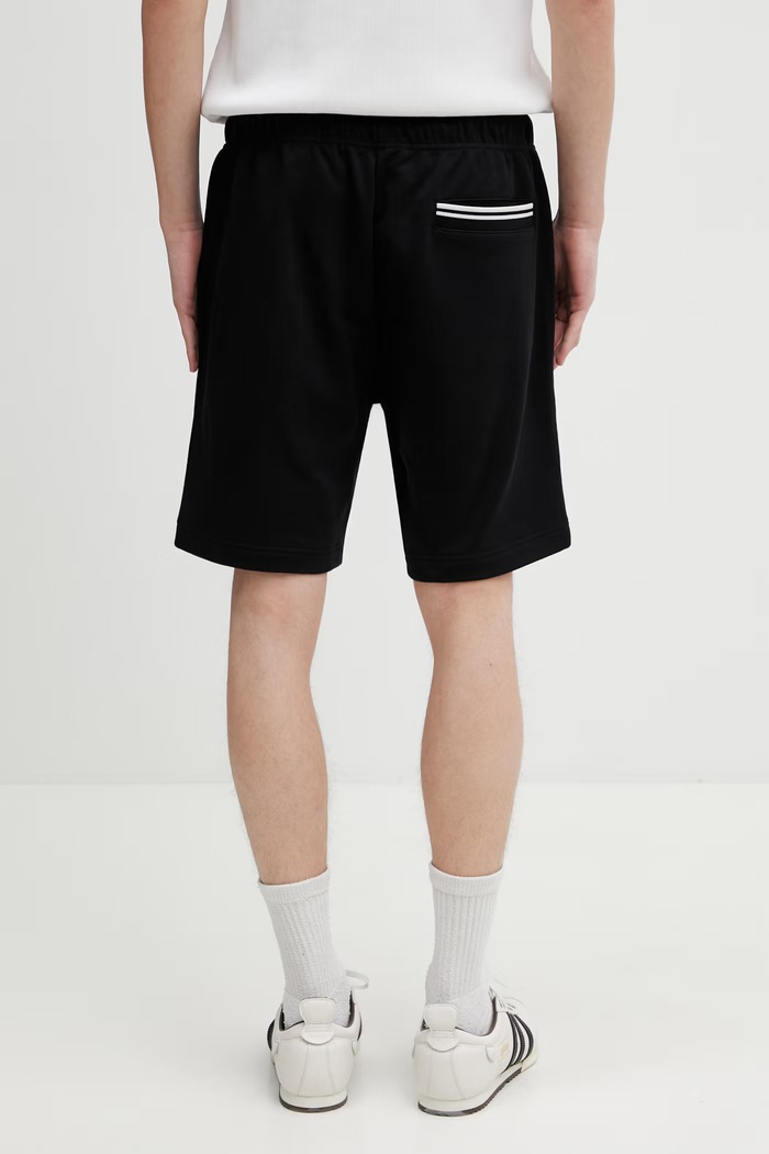 Oblečenie Fred Perry teplákové šortky pánske bavlnené S8505 čierna