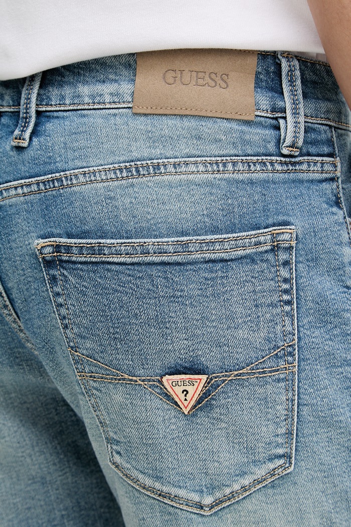 Guess šortky pánské džínové WYATT modrá M6GDV2.D1095