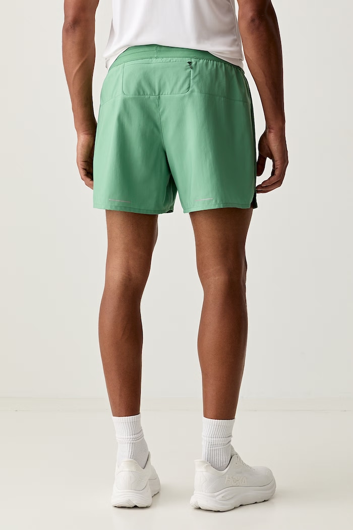Odzież The North Face szorty sportowe męskie LIGHTBRIGHT NF0A8FYPG571 zielony