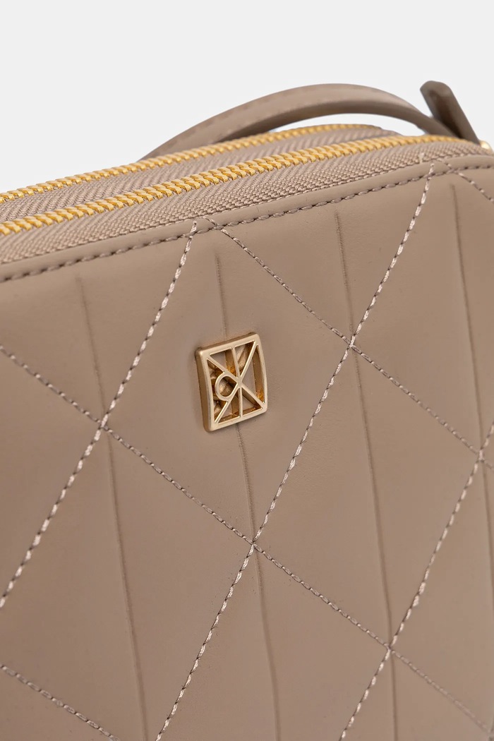 Calvin Klein női műbőr keresztpántos táska bézs LV04F3328G