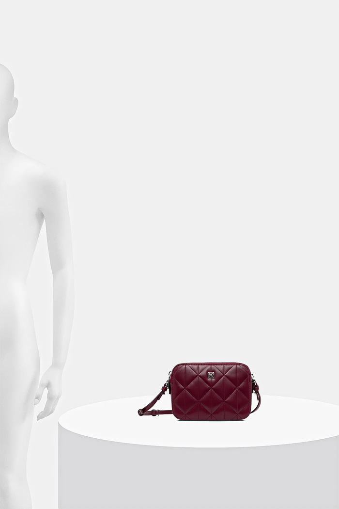 Calvin Klein crossbody kabelka dámská z imitace kůže LV04F3328G