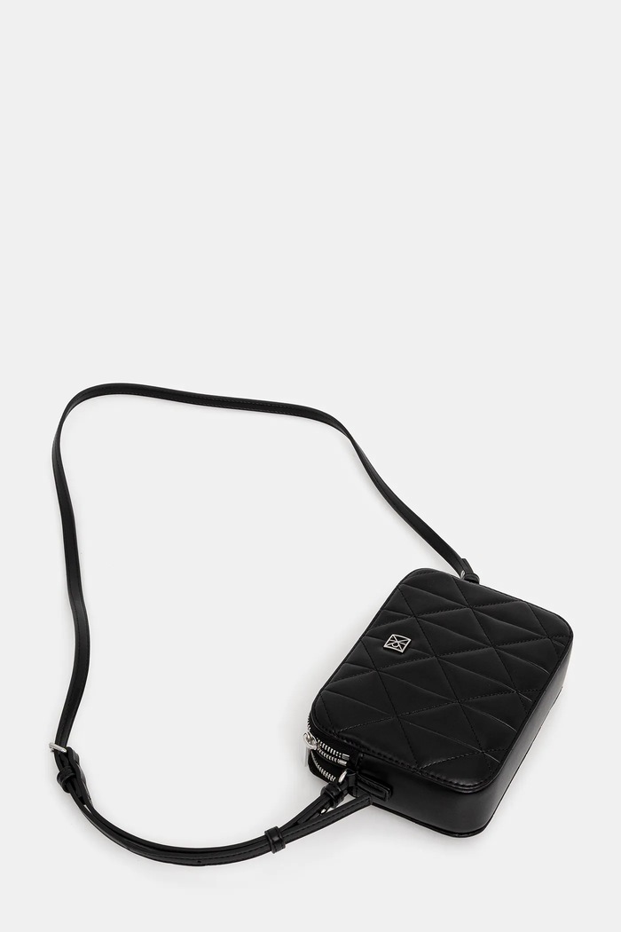 Calvin Klein crossbody kabelka dámská z imitace kůže LV04F3328G černá SS26