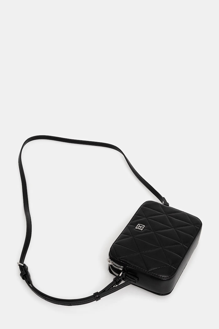 Calvin Klein crossbody kabelka dámská z imitace kůže LV04F3328G černá SS26
