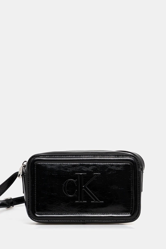 Calvin Klein torebka nie mieści A4 czarny LV04F3331G