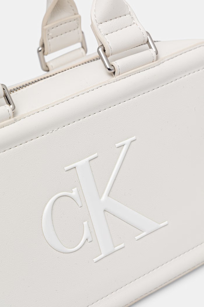 Calvin Klein чанта дамска от имитация на кожа бял LV04F3411G