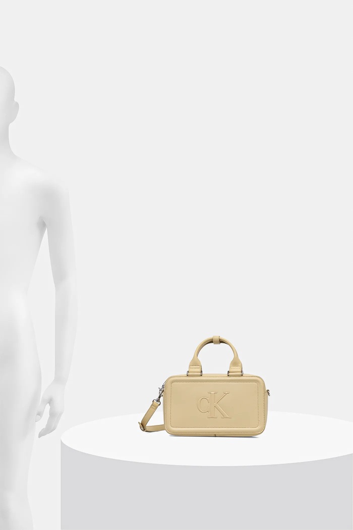 Calvin Klein μικρή τσάντα γυναικεία από απομίμηση δέρματος LV04F3411G
