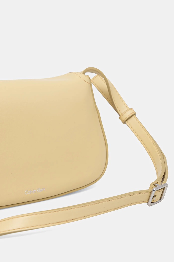 Аксесоари Чанта Calvin Klein LV04F3421G жълт