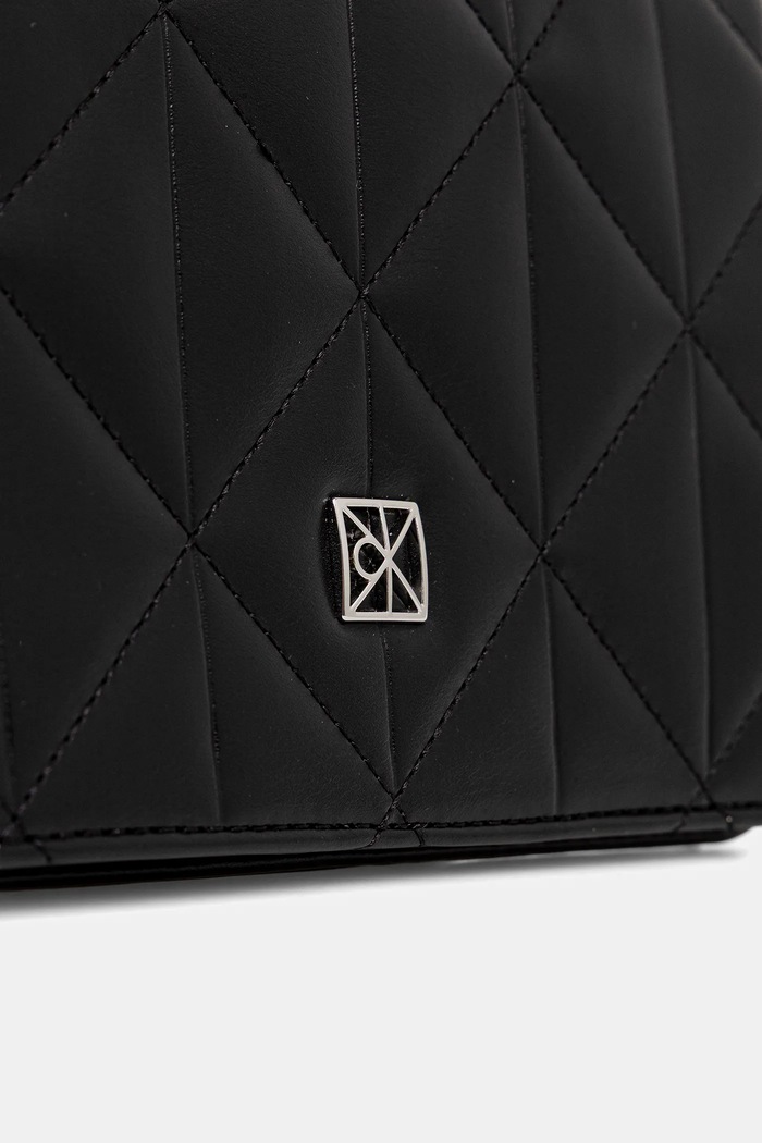 Calvin Klein kézitáska LV04F3321G fekete