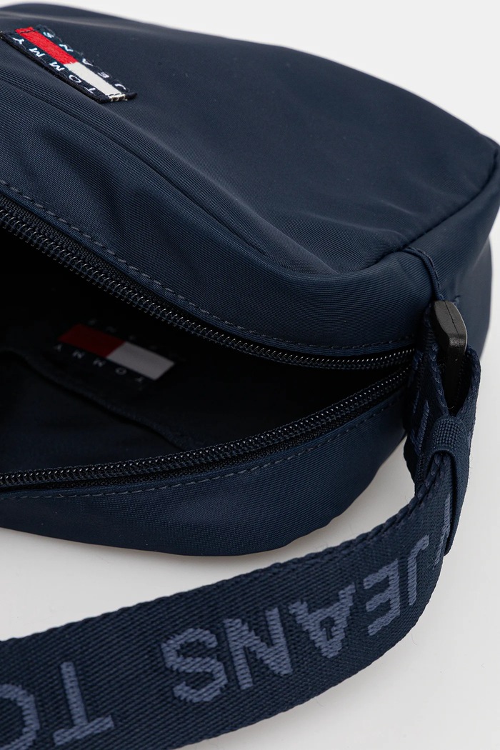 Kabelka Tommy Jeans AW0AW18070 tmavomodrá