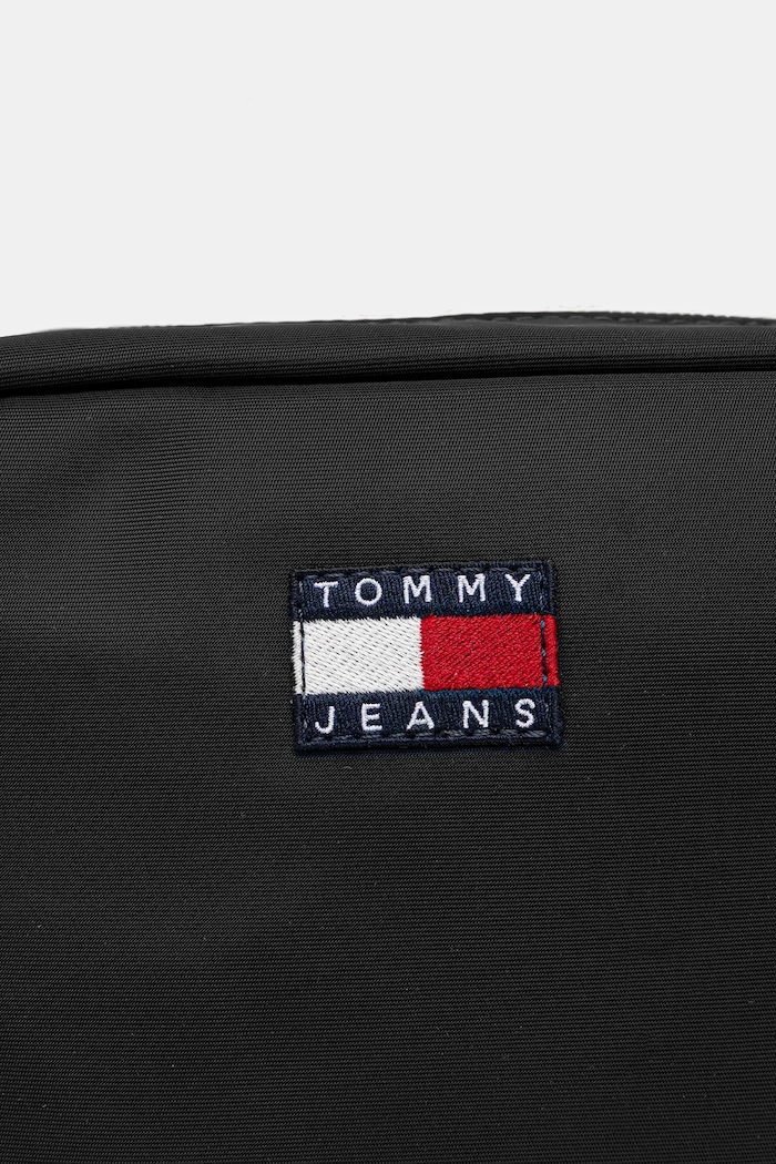 Kabelka Tommy Jeans čierna AW0AW18070