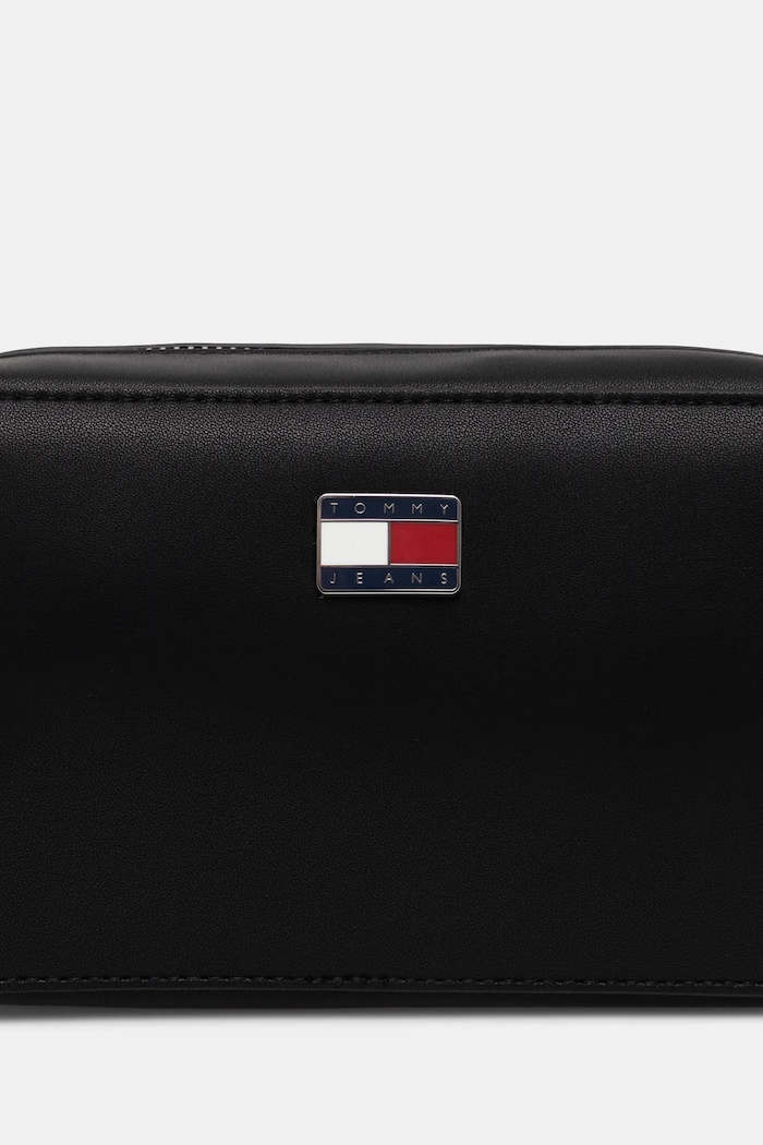 Kabelka Tommy Jeans černá AW0AW18065