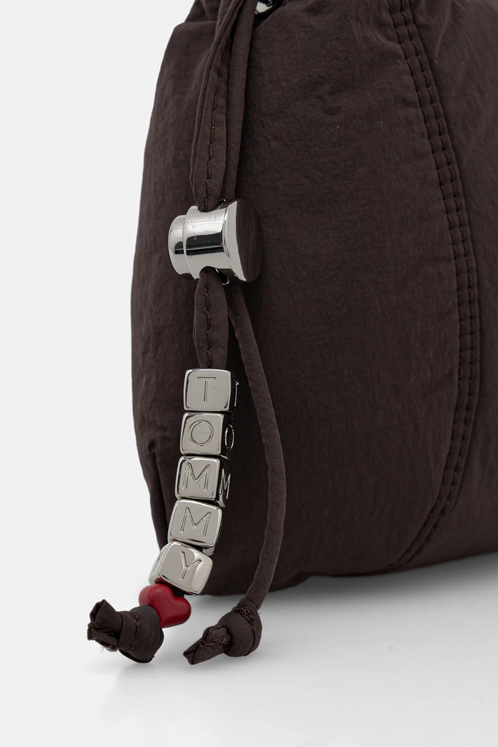 Kabelka Tommy Jeans hnědá AW0AW18068