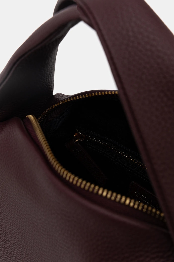Kožená kabelka Tommy Hilfiger AW0AW18150 burgundské