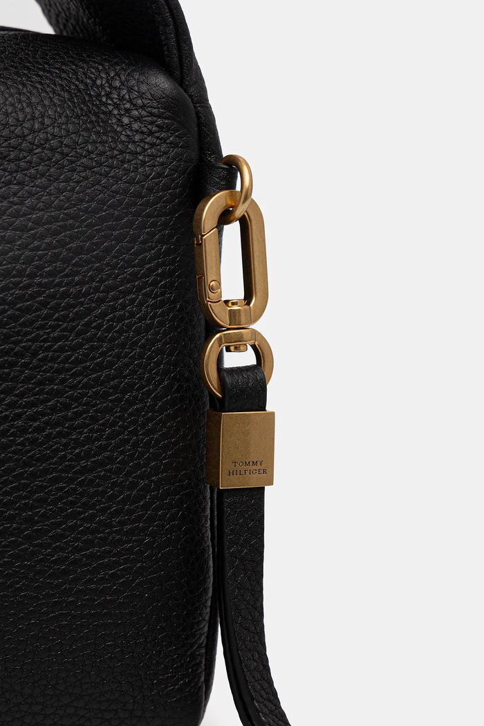 Accesorii Tommy Hilfiger poșetă de piele AW0AW18150 negru