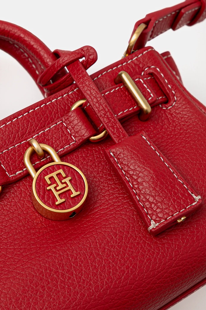 Δερμάτινη τσάντα Tommy Hilfiger κόκκινο AW0AW18167