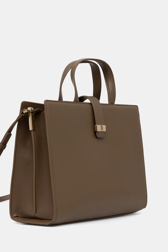 Kabelka Tommy Hilfiger AW0AW18287 béžová SS26
