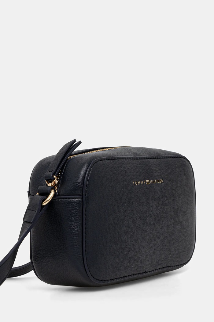 Tommy Hilfiger kézitáska AW0AW18115 sötétkék SS26