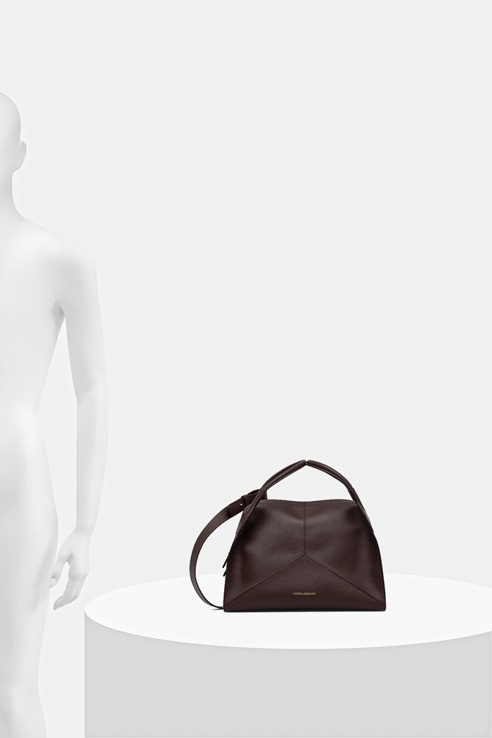 Victoria Beckham torebka damska skórzana Plie B126AAC007198A
