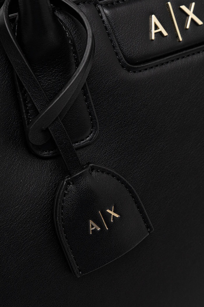 Kabelka Armani Exchange XW002157.AF19892 čierna