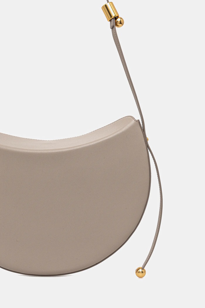 Akcesoria Furla torebka skórzana Moonstone M Shoulder Bag WB01868.BX3104.4488S beżowy