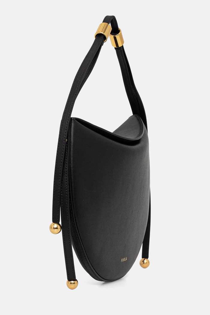 Кожена чанта Furla Moonstone M Shoulder Bag WB01868.BX3104.O6000 черен SS26