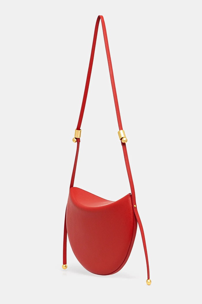 Кожена чанта Furla Moonstone M Shoulder Bag WB01868.BX3104.4484S червен SS26