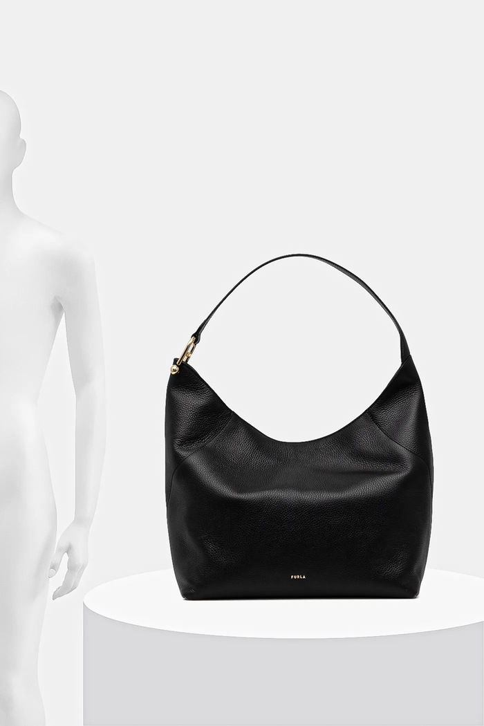 Δερμάτινη τσάντα Furla Lara L Hobo WB01876.HSF000.O6000