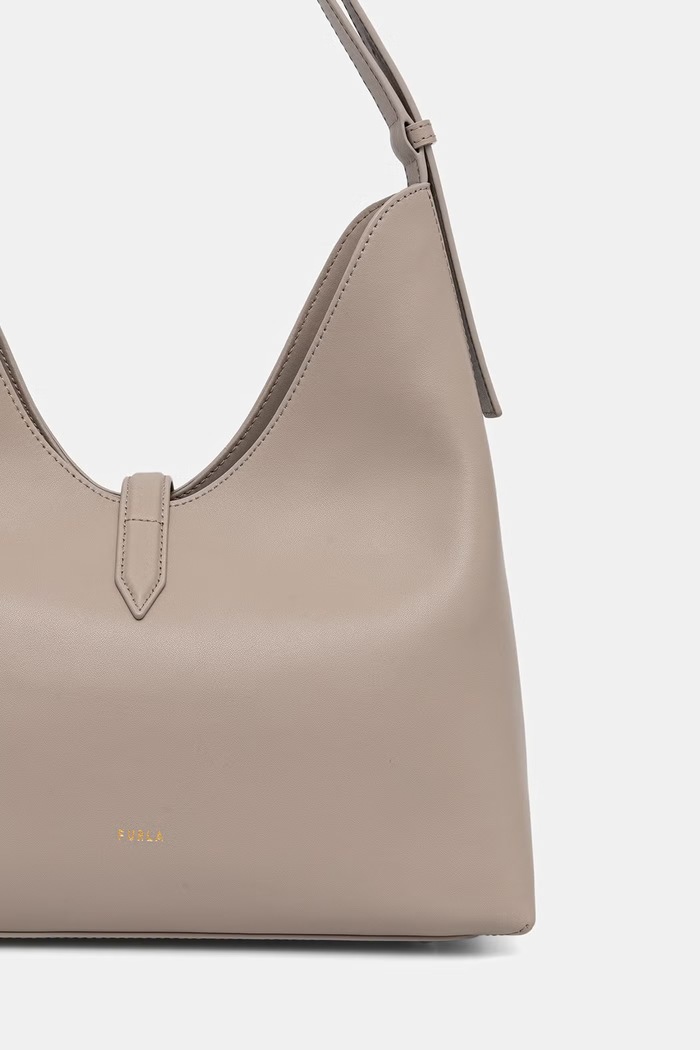 Akcesoria Furla torebka shopper damska skórzana Goccia M WB01499.BX3104.4488S beżowy