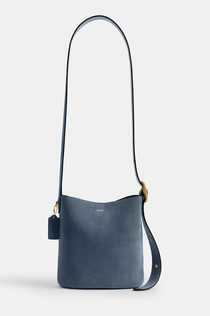 Велурена чанта Coach Suede Bleecker Bucket 21 велур син CCW84