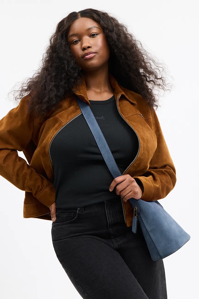 Велурена чанта Coach Suede Bleecker Bucket 21 CCW84