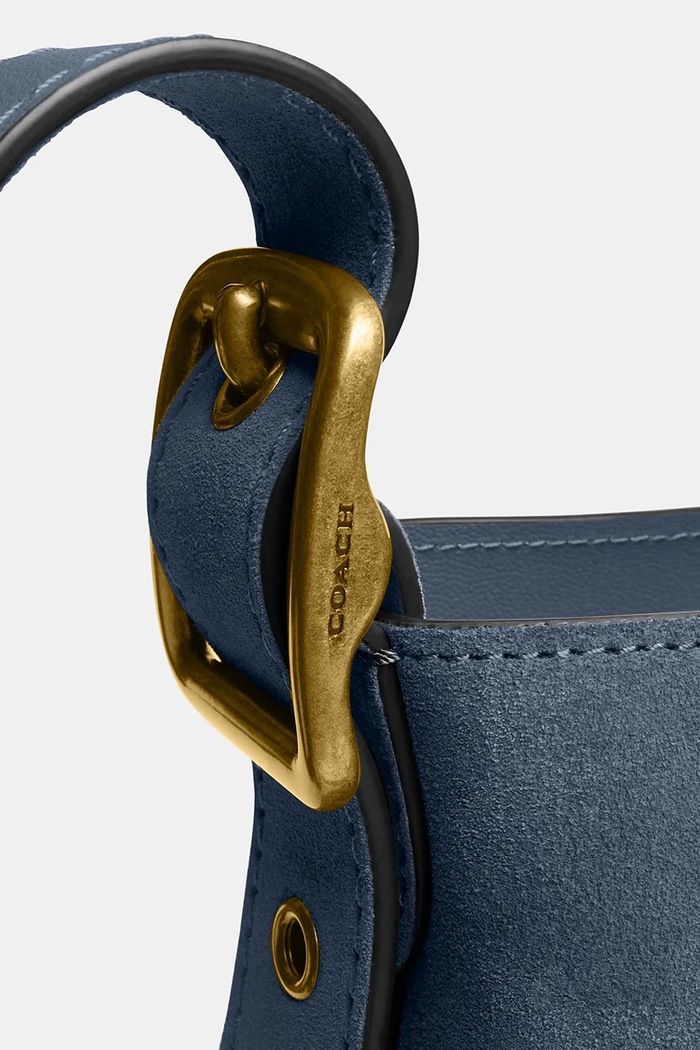 Велурена чанта Coach Suede Bleecker Bucket 21 CCW84
