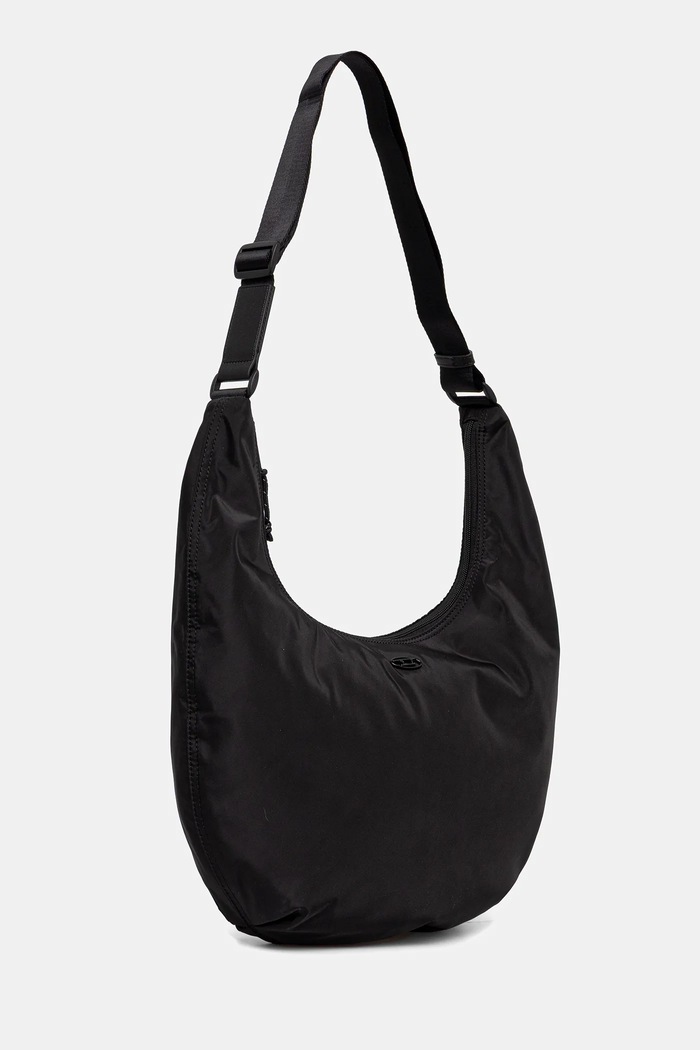 Τσάντα Diesel D-PACK HOBO X10565.P8166 μαύρο SS26