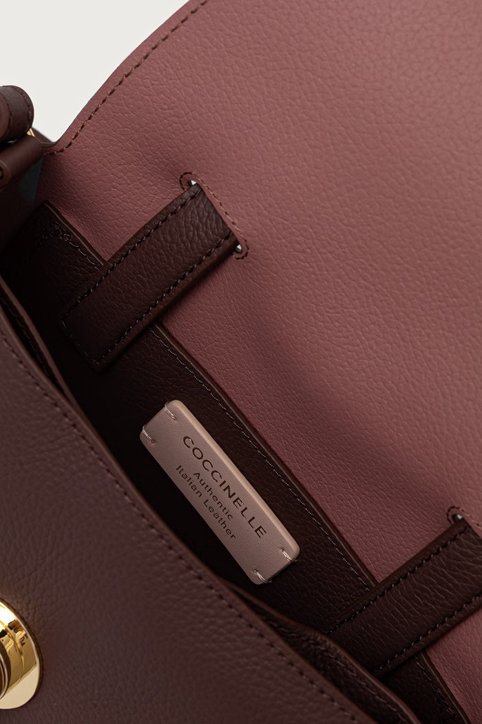 Crossbody kabelka dámska kožená NIKLA Coccinelle burgundské E1.TOA.18.02.01